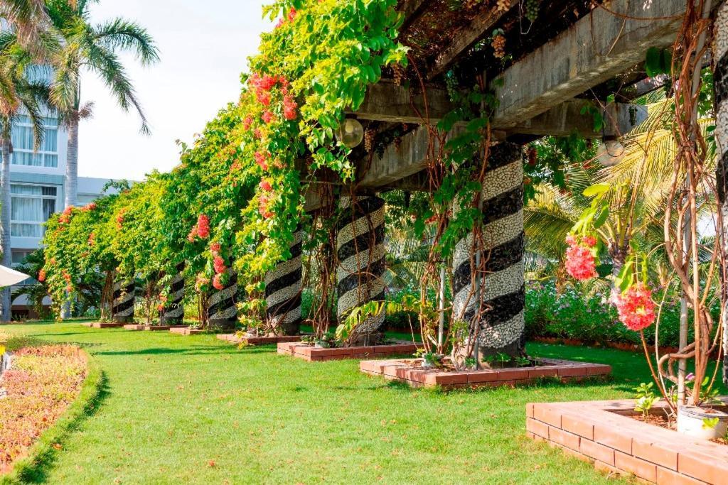 Saigon - Ninh Chu Hotel & Resort Phan Rang Kültér fotó